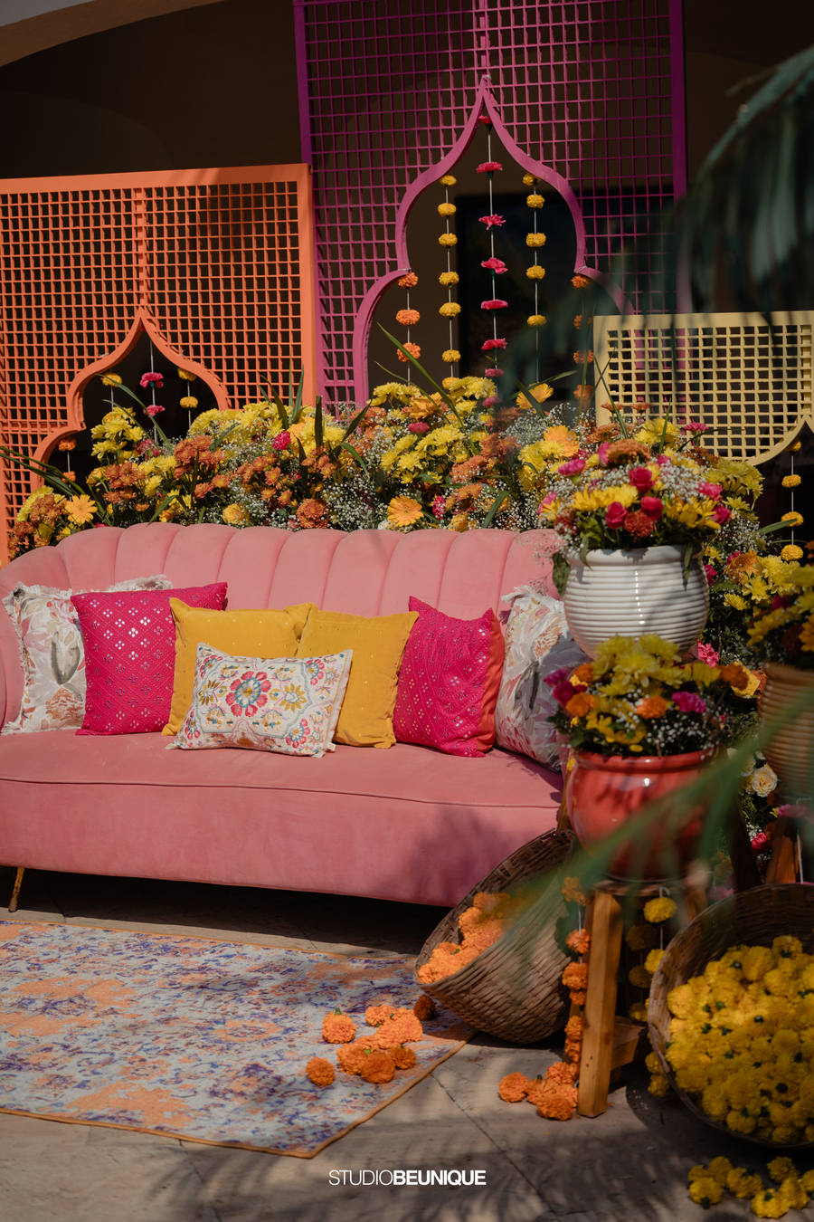 Palash & Jay: mehendi décor